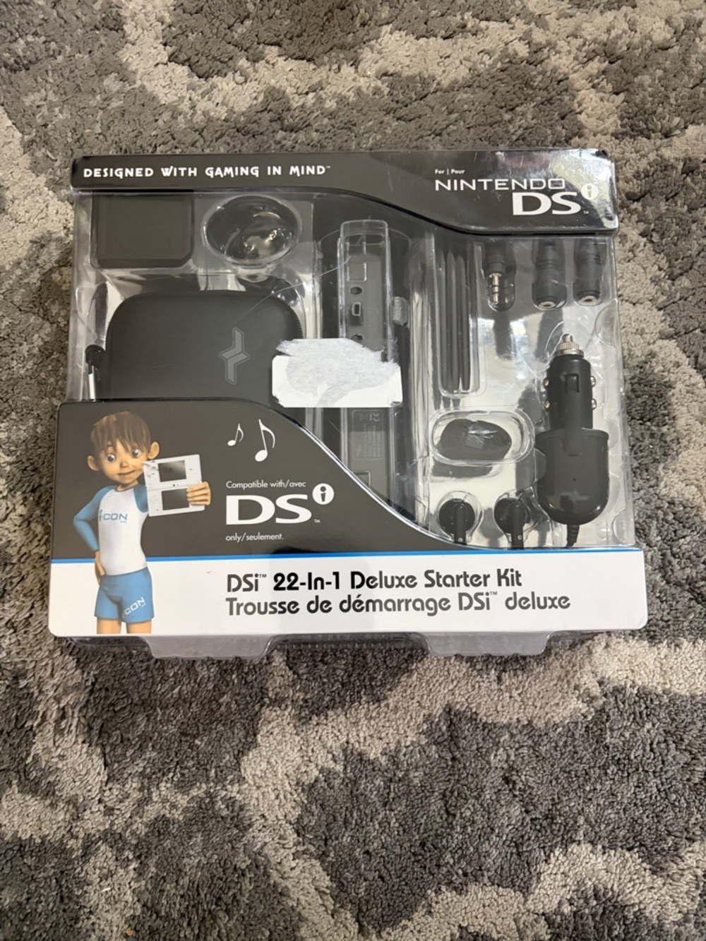 Nintendo Deluxe 22-in-1 Starter Kit - Black
